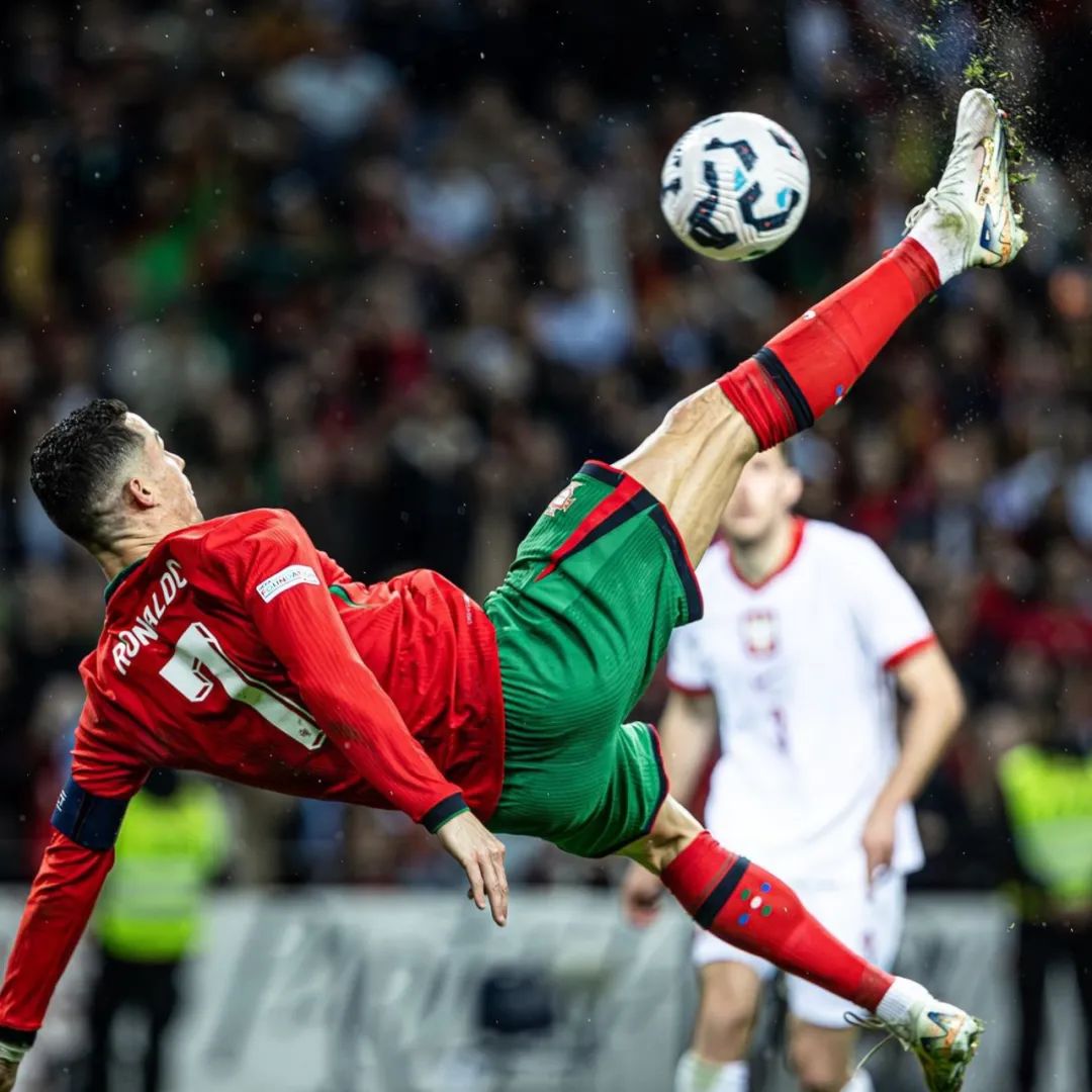 防守端完全不给对手机会（铜墙铁壁的防守，让对手无计可施）