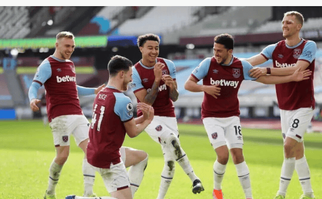 中国男篮新阵容首次亮相（中国男篮全新阵容迎来首秀）