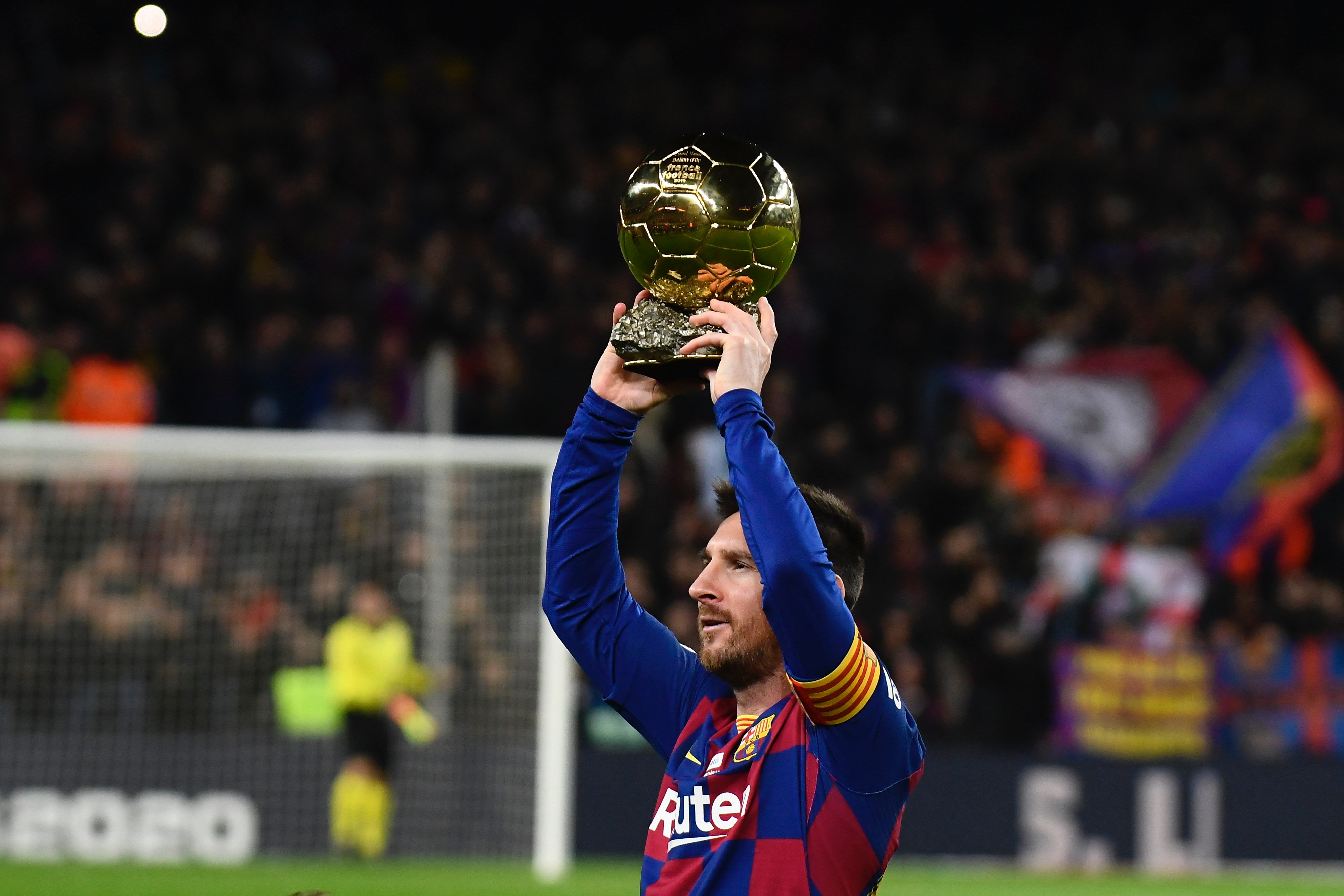 马克西姆：我曾为德泽尔比与萨索洛闹翻，愿追随他到任何地方（马克西姆：曾因德泽尔比与萨索洛决裂，我愿随他赴任何地方）