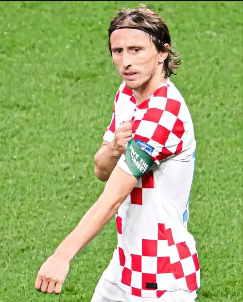 皇马利好！西媒：米利唐伤缺时间将缩短至2个月（皇马迎利好：西媒称米利唐伤停时间或缩至两个月）