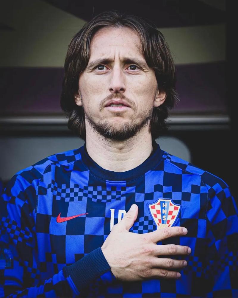 赫罗纳vs皇马裁判录音：姆巴佩第41分钟进球因手球在先被取消（裁判录音曝光赫罗纳战皇马：第41分钟姆巴佩先手球，进球被判无效）