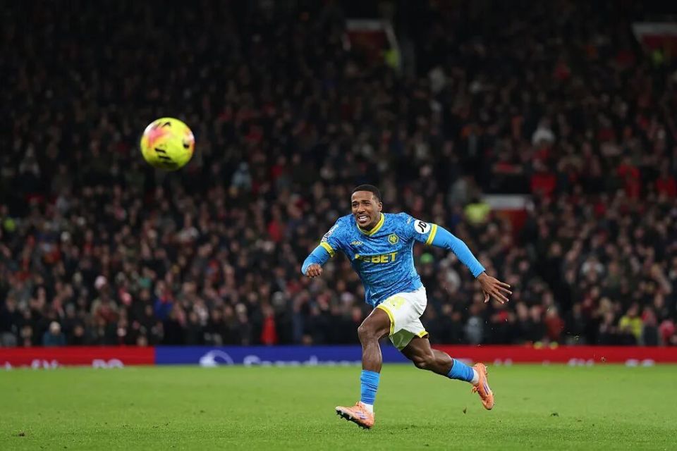 卡帅：布翁焦尔诺为现役意大利队最佳后卫，他控球能力很出色（卡帅：布翁焦尔诺是当今意大利队最强后卫，控球能力出众）