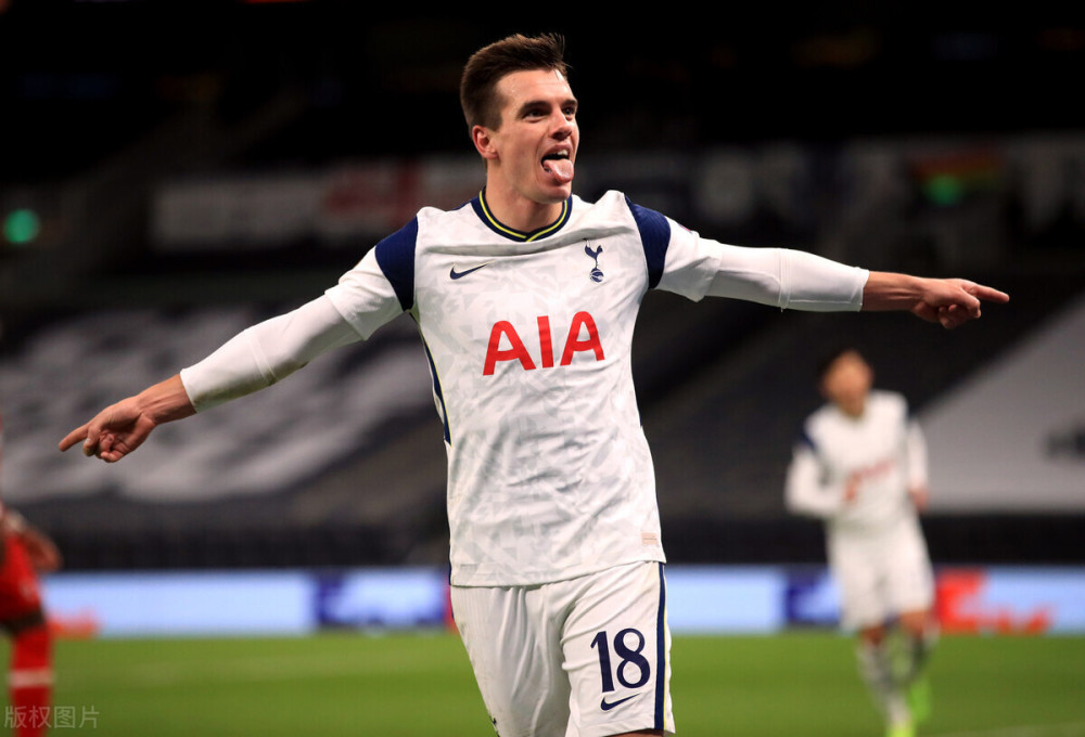 足球中超新赛季开幕在即，各队主场相继升级（中超新赛季将启幕，各队主场纷纷升级）