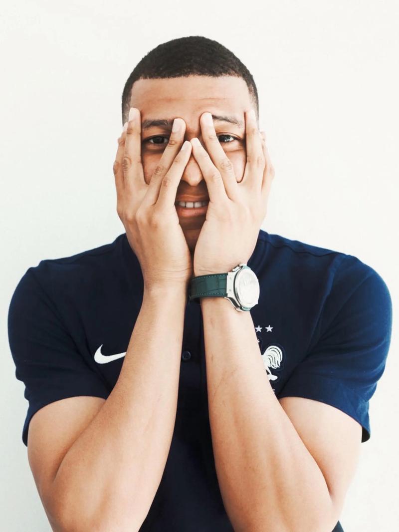 每体：拜仁等队开始竞争哈姆扎，但球员希望加盟巴萨（每体：拜仁等队竞逐哈姆扎，球员心仪巴萨）