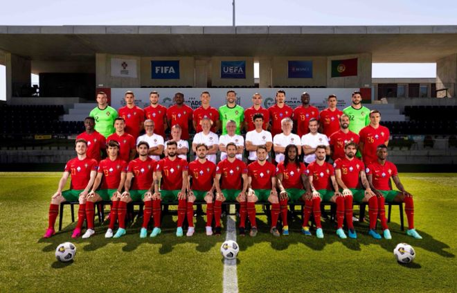 库拉索主帅：加图索一直为失败找借口，我想在世界杯踢意大利（库拉索主帅怒斥加图索总为失利找借口，盼世界杯碰意大利）