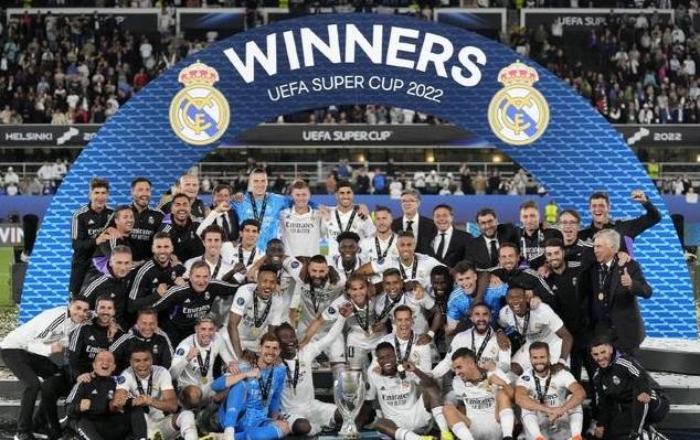 记者：申花本周二结束假期，重新集结备战今年的亚冠收官战（记者：申花将于周二收假再集结，备战今年亚冠收官战）