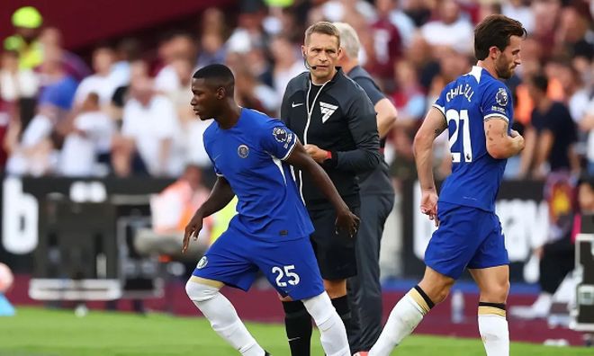 努诺：下半场我们掌控了比赛，甚至有机会从曼联主场带走三分（努诺：下半场我们主宰比赛，几乎从曼联主场带走三分）