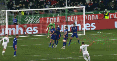 见证！国乒队员登上领奖台（直击：国乒队员荣登领奖台）